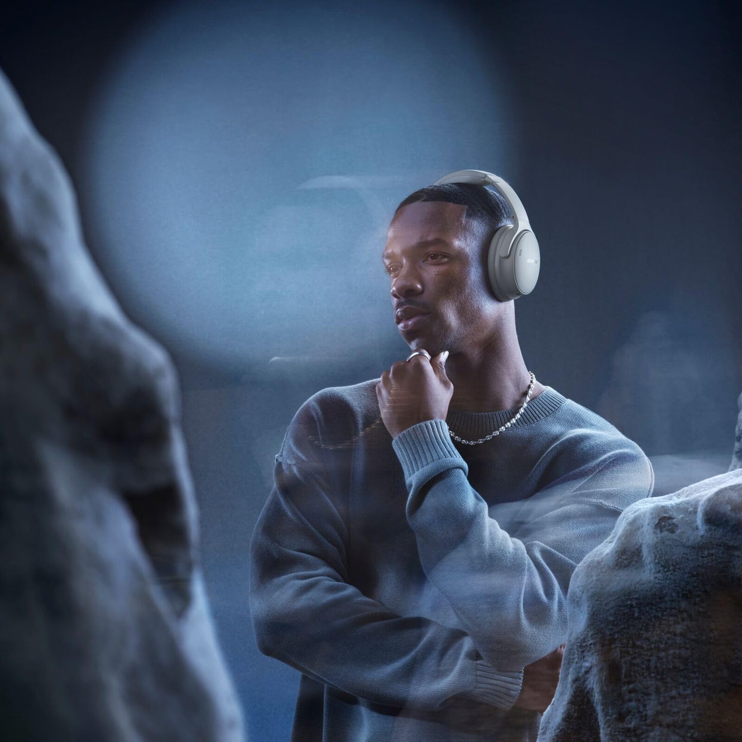 Bose QuietComfort Headphones - Wireless Bluetooth Headphones, Active Over Ear Noise Cancelling and Mic, USB-C Charging, Deep Bass, Up to 24 Hours of Playtime, White Smoke