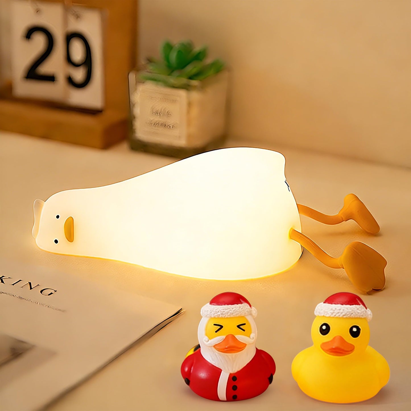 FAMIDUO Capybara Night Light for Kids,Safe Squishy Silicone Nursery Light with Timer,Dimmable & Rechargeable Touch Bedside Lamp, Cute Capybara Gifts for Boys Girls Toddlers, Baby & Kids Room Decor