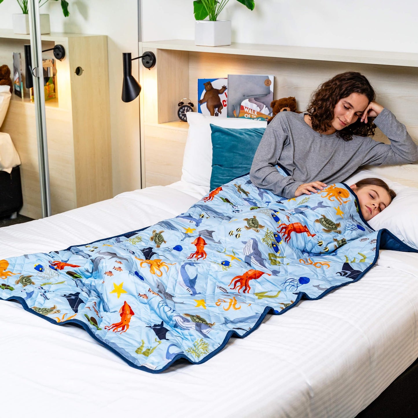 Weighted Blanket for Sensory Calm & Deep Sleep (Cooling Bamboo)